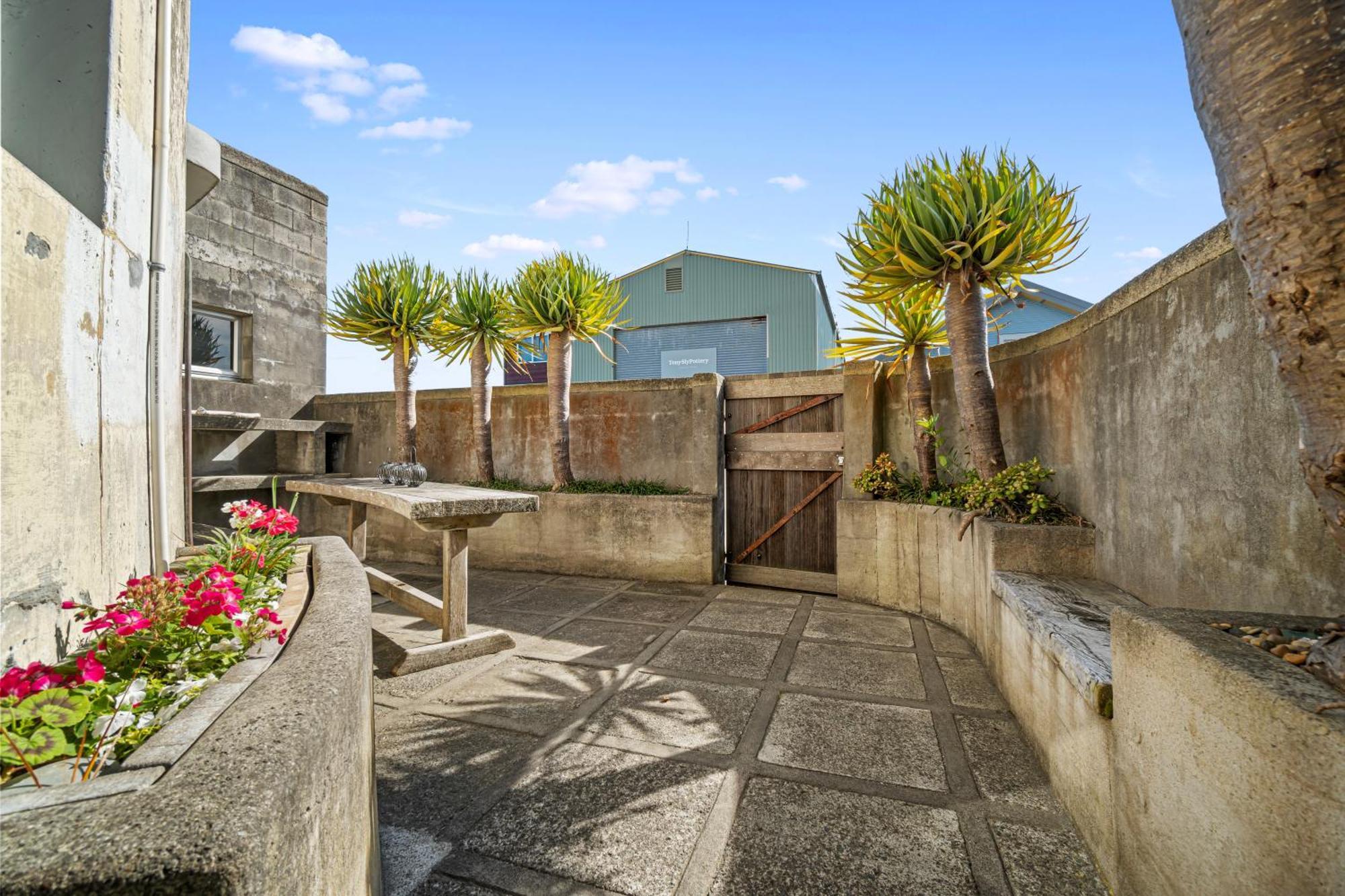 The Silos Apartments Raglan Exterior photo